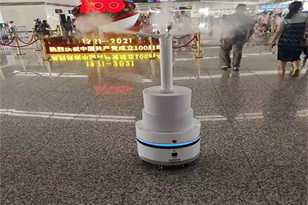 場(chǎng)外消毒.jpg 場(chǎng)外消毒.jpg