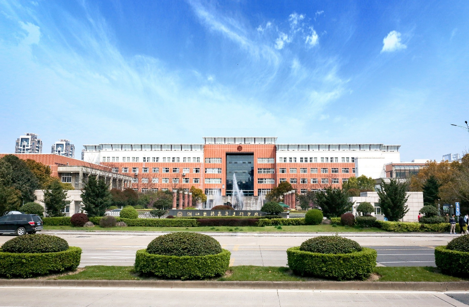 盛懷次氯酸水能有效改善學校環境 盛懷次氯酸水能有效改善學校環境